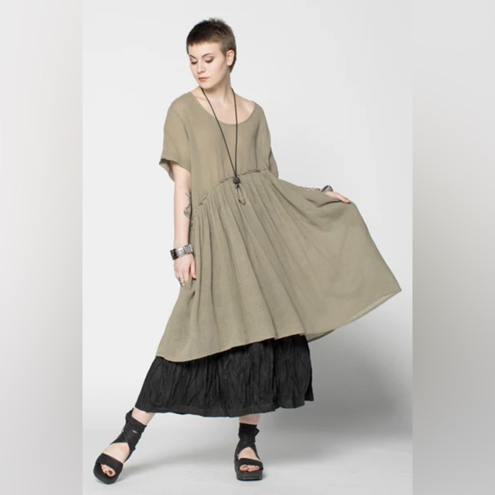 KALIYANA MEGUMI DRESS in SAGE LINO - SIZE 6/16 - LIKE NEW